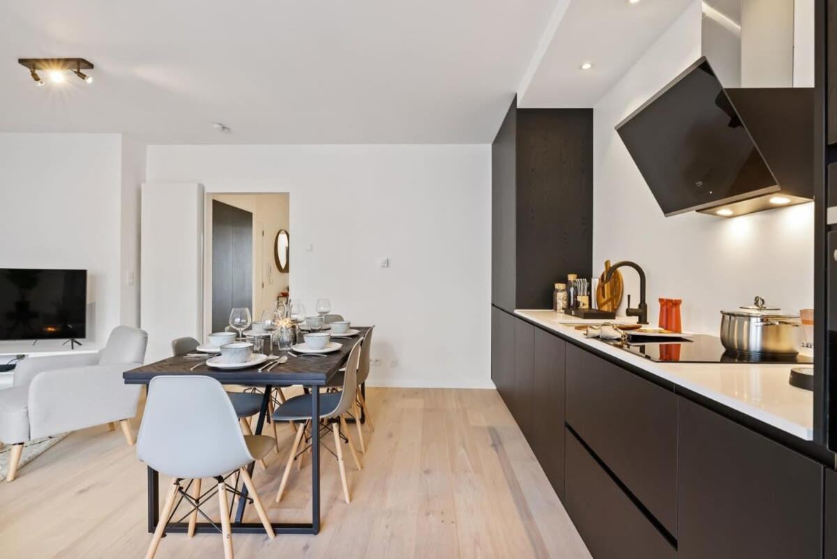 Huswell - Renovated Apartment In The Heart Of Ostende Exterior foto